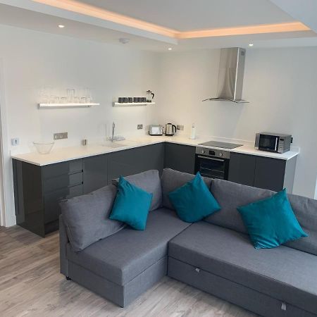 28 Harbour Lettings Luxury Apartments For Over 25S Plymouth Bagian luar foto